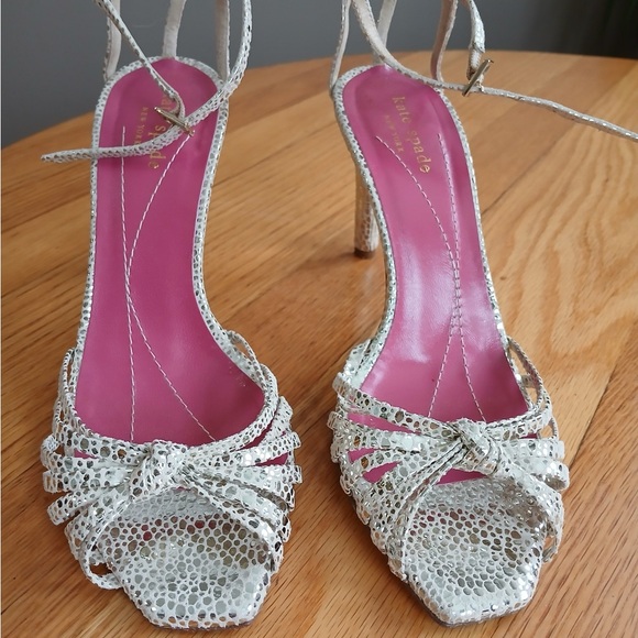 Kate Spade dressy and classy shoes - Picture 5 of 14